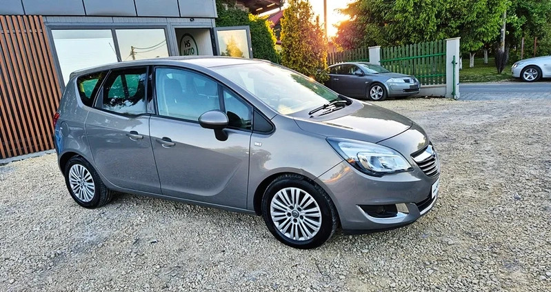 Opel Meriva cena 26500 przebieg: 190000, rok produkcji 2014 z Siemiatycze małe 781